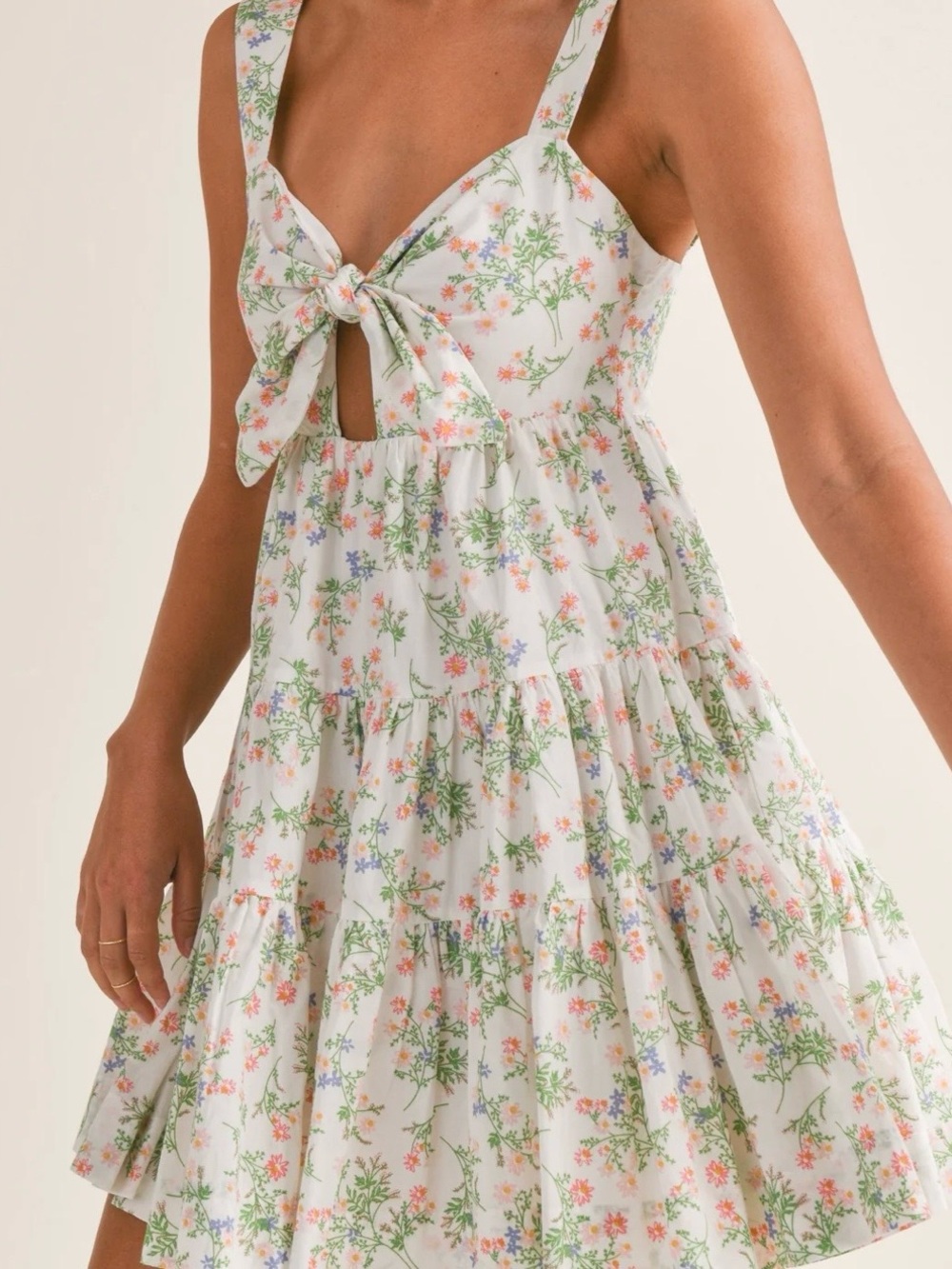 NWT Mable Wildflower key hole tiered ruffle dress szL - Picture 4 of 16